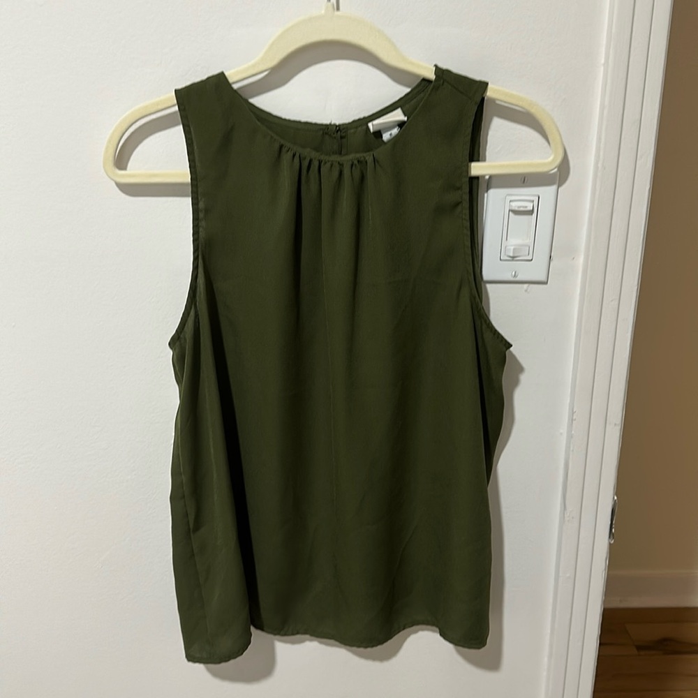 Business casual tank top
